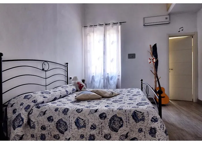 فندق مبيت وإفطار La Casa Sul Molo 3*