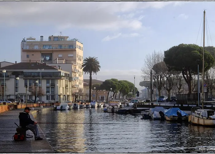 La Casa Sul Molo 3* فياريجيو