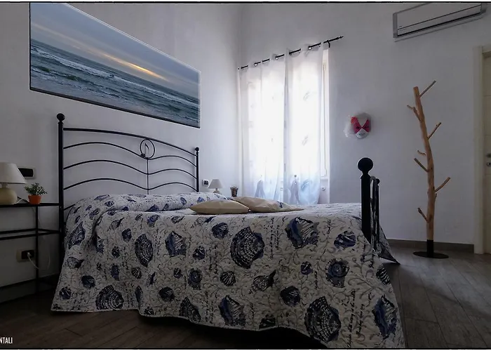 فندق مبيت وإفطار La Casa Sul Molo