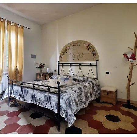 La Casa Sul Molo 住宿加早餐酒店 3*