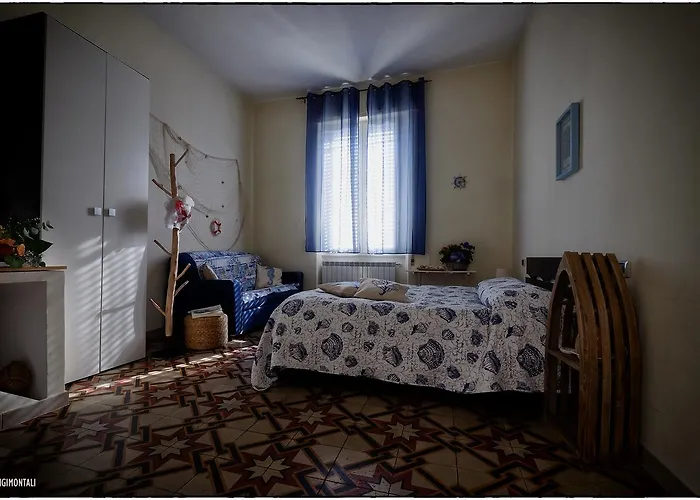 La Casa Sul Molo Oda ve Kahvaltı 3*